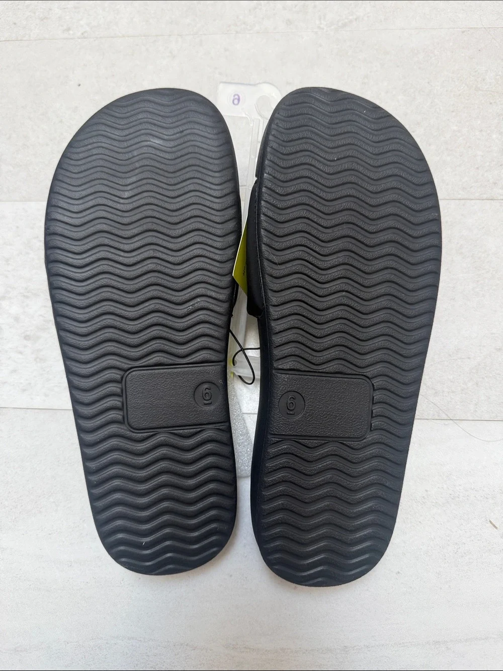 Target Tatum Black Slide Sandals - Size 6